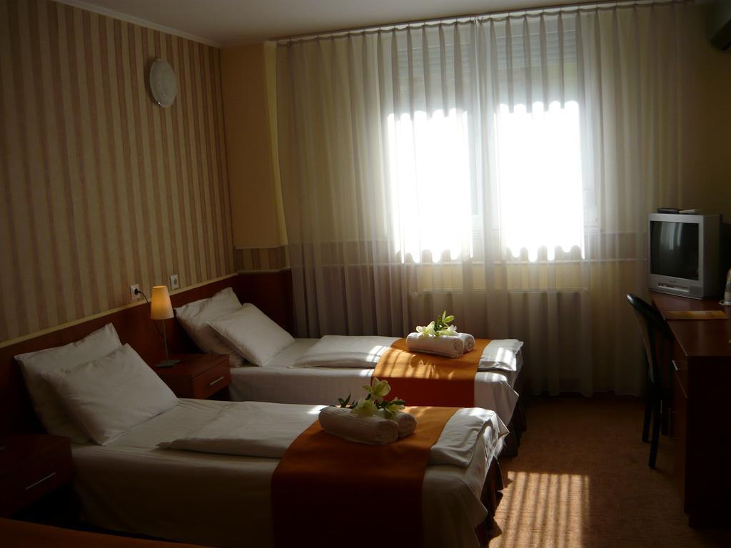 Atlantic Hotel 3*
