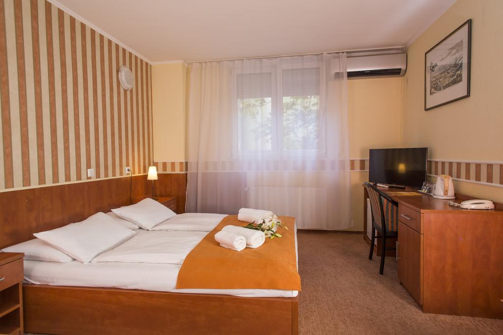 Atlantic Hotel